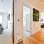 Luxury 3 Bed Next Victoria Station