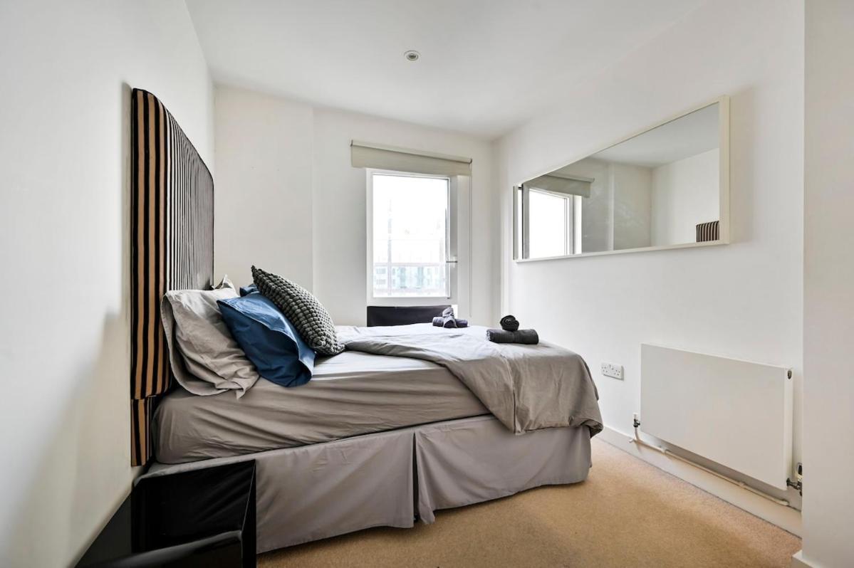 Luxury 3 Bed Next Victoria Station *